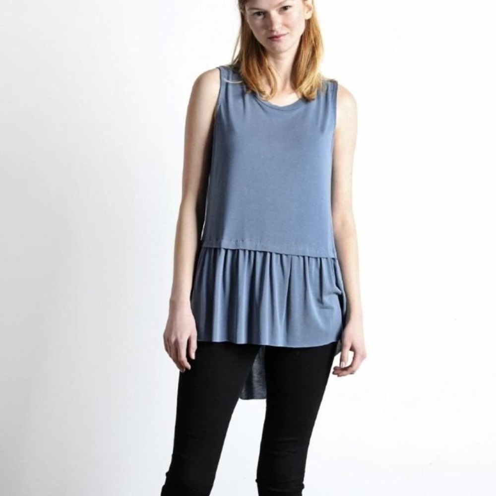 MOTE | Woman's Luna Blue Scoop Neck Peplum Sleeveless Tunic Blouse, Size S